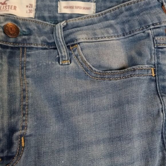 Hollister Size 7R 28x30 Jeans Womens High Rise Super Skinny Denim Blue Destroyed - Picture 10 of 11